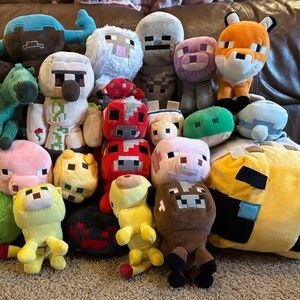 Huge Lot of 20 Minecraft Plush / Stuffed Animals